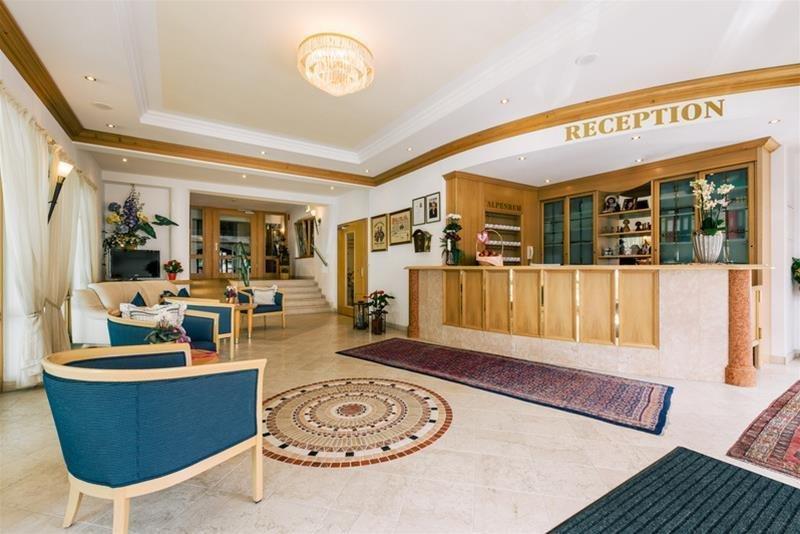 Hotel Garni Alpenruh-Micheluzzi Serfaus Exterior foto